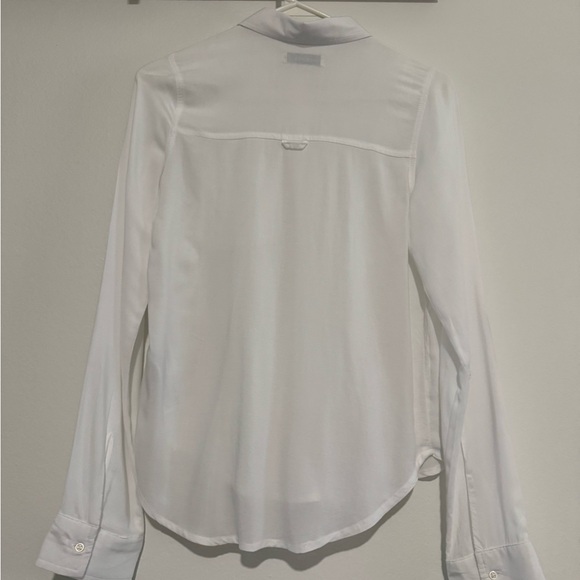 Abercrombie and Fitch White Button-Up Shirt - Picture 2 of 3